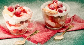 9 dolci con frutti di bosco FOTO