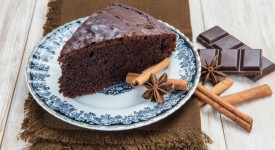 torta cioccolato, 4 ricette con gli avanzi delle uova di Pasqua